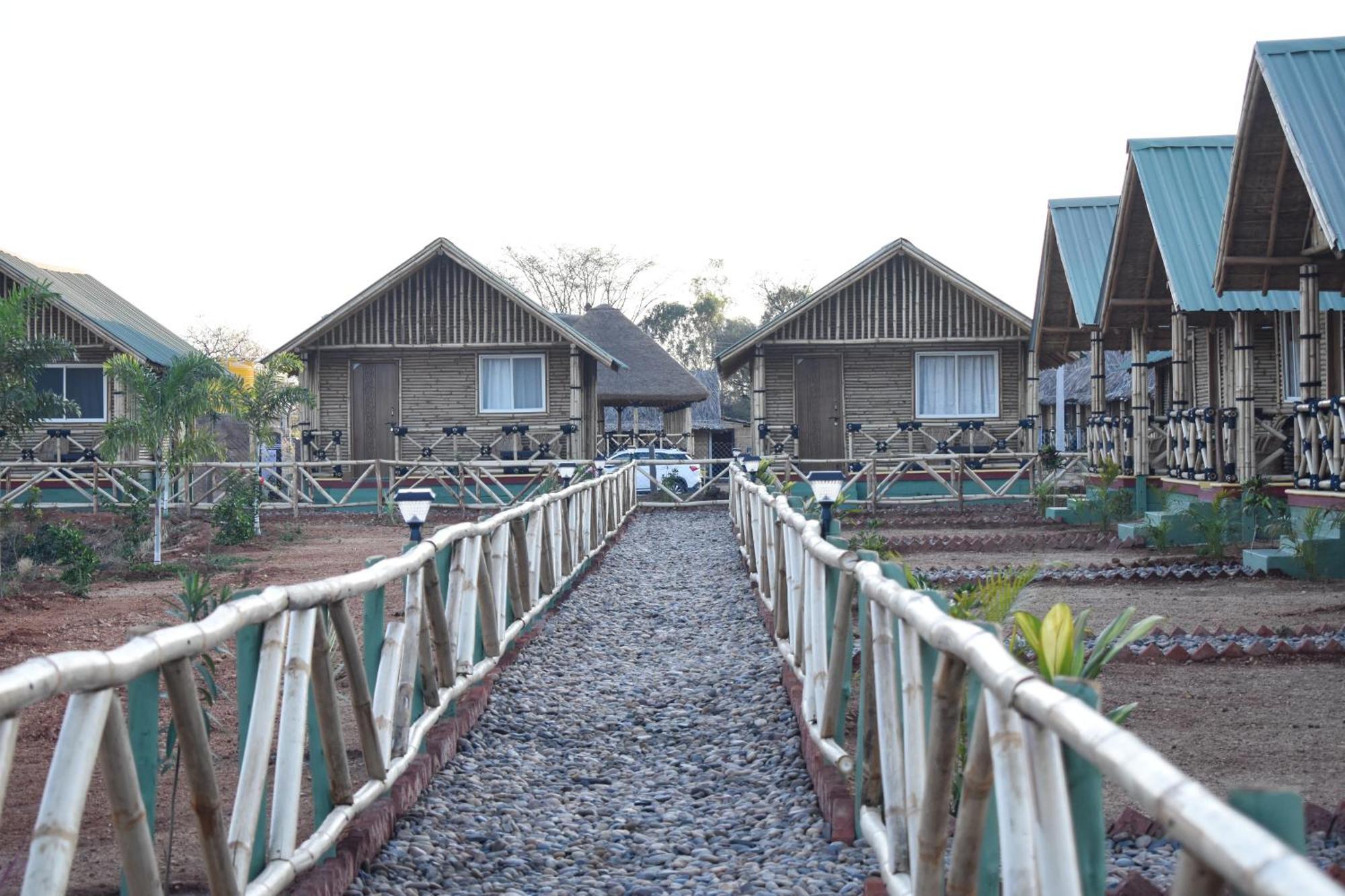 Mowgli'S Cafe Hampi & Guest House Kültér fotó